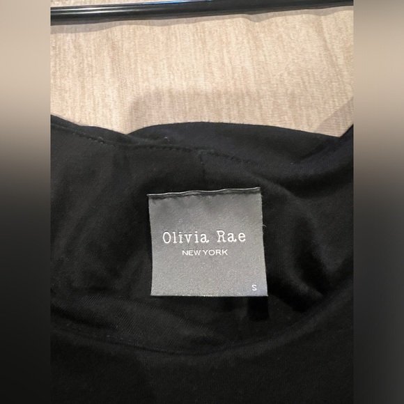 Black Dress - Picture 4 of 4